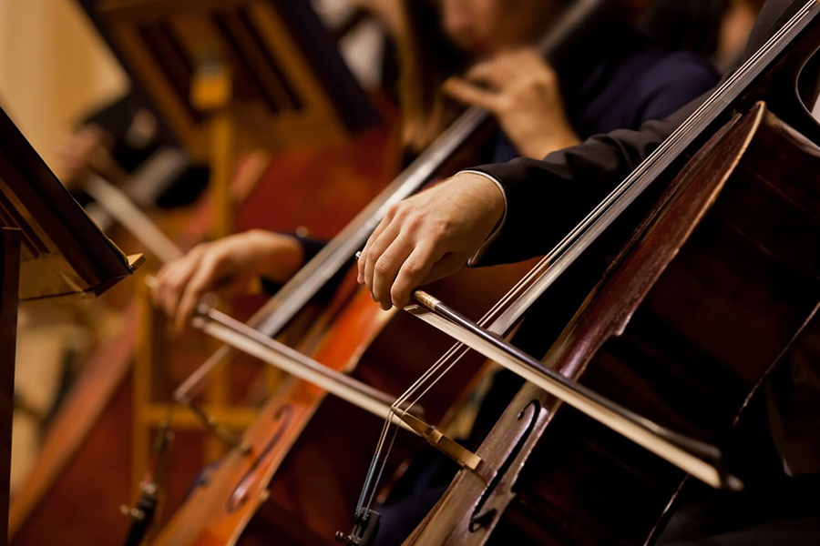 Radio diffusant de la musique classique au Québec